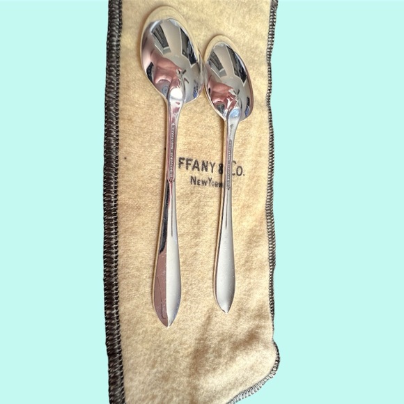 Tiffany & Co. Faneuil Sterling Silver 4.25” Teaspoon Set from 1910s with Dustbag - Picture 4 of 13